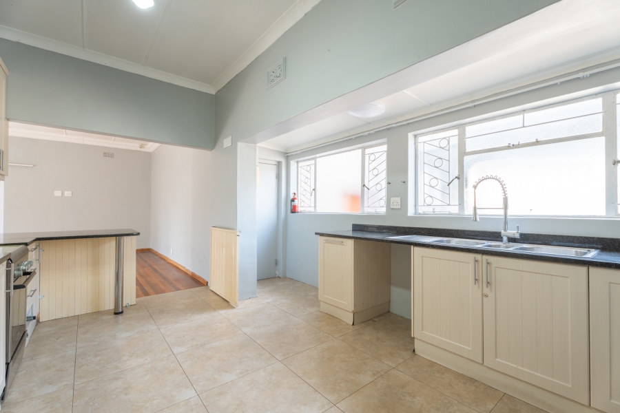 To Let 2 Bedroom Property for Rent in Lochnerhof Western Cape